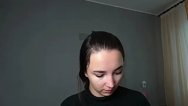 Snapshot of Eva_Gloryy chatting on 4, 6, 2026 Eva Gloryy online show from 4, 6, 2026