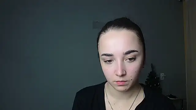 Eva Gloryy online show from 7, 2, 2026