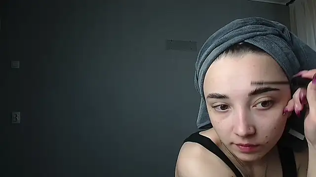 Eva Gloryy online show from 14, 3, 2025