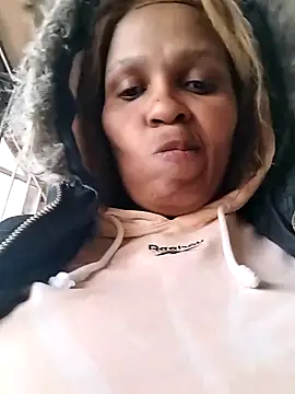 bubblendz1988 online show from 2, 10, 2025