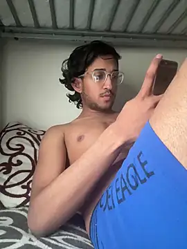 Abdullah07Maxxi online show from 23, 1, 2025