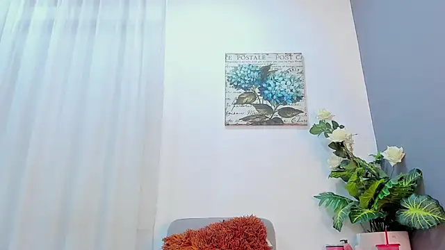 Snapshot of SiennaLustt chatting on 26, 2, 2025 SiennaLustt online show from 26, 2, 2025
