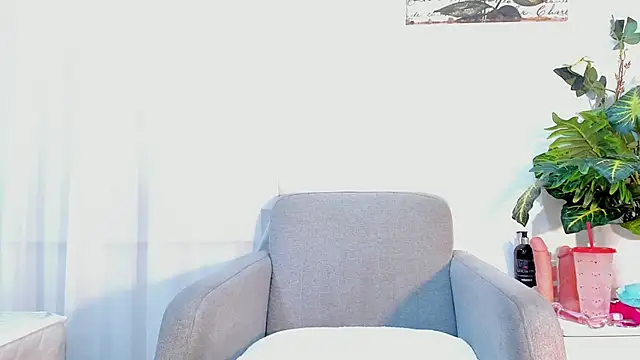 Snapshot of SiennaLustt chatting on 21, 2, 2025 SiennaLustt online show from 21, 2, 2025