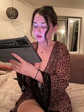 sweetflowers69 online show from 21, 7, 2026