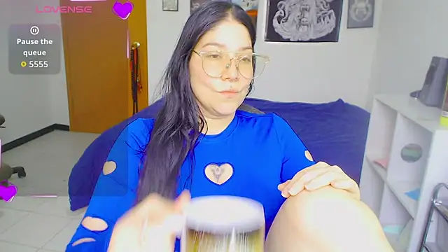 sharonnleon online show from 9, 3, 2026