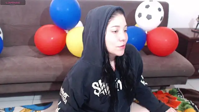 sharonnleon online show from 10, 7, 2026