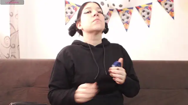 sharonnleon online show from 22, 6, 2026
