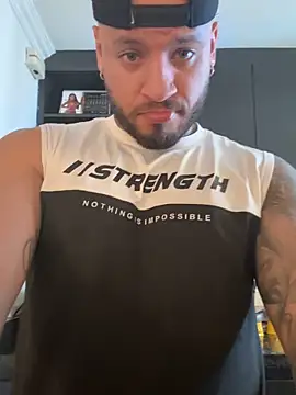 Snapshot of dereckgreen chatting on 2, 6, 2026 dereckgreen online show from 2, 6, 2026