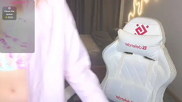 MargaretSweet1 online show from 14, 4, 2026