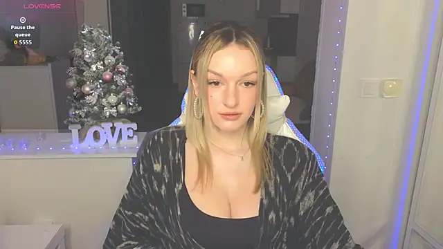 MargaretSweet1 online show from 17, 12, 2025