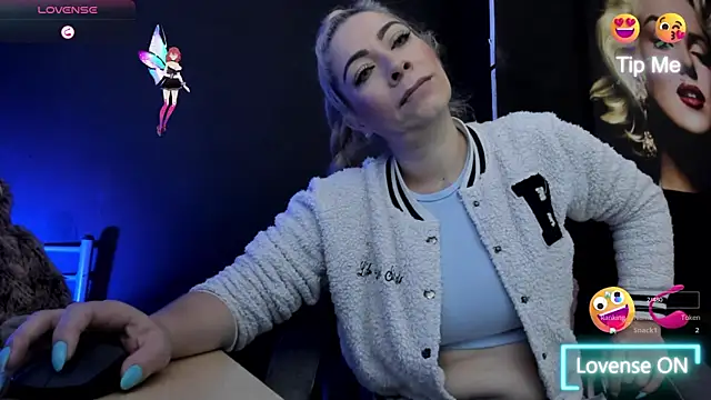 viktoria davis  online show from 22, 10, 2025