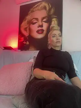 viktoria davis  online show from 7, 6, 2026