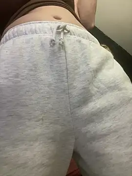 viktoria davis  online show from 3, 3, 2026