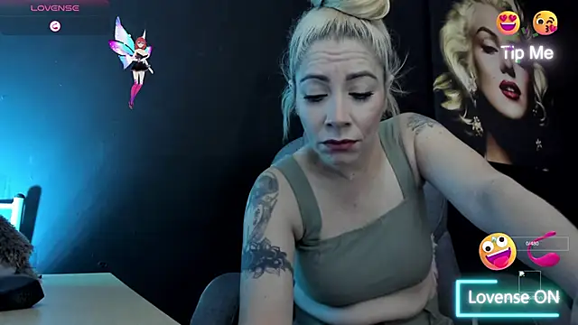 viktoria davis  online show from 20, 10, 2025