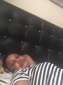 JuicyMummie online show from 23, 1, 2025