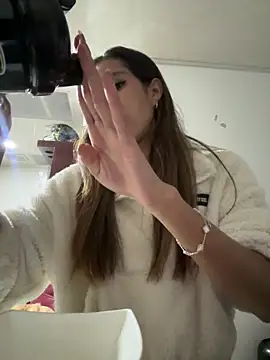 zoe storm online show from 17, 1, 2026