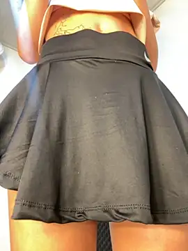 zoe storm online show from 10, 11, 2025