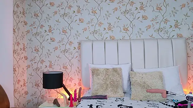 Snapshot of Pocahontas_BGB chatting on 17, 10, 2025 Pocahontas BGB online show from 17, 10, 2025