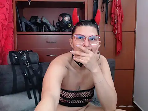 Snapshot of sachaclinford chatting on 31, 5, 2026 sachaclinford online show from 31, 5, 2026