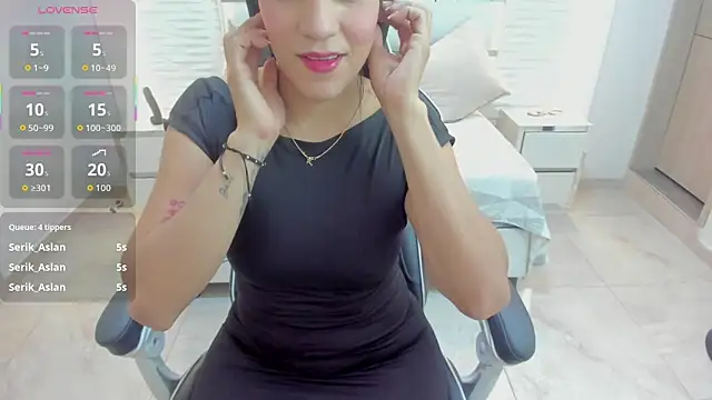 Zulema hamdi online show from 4, 11, 2025