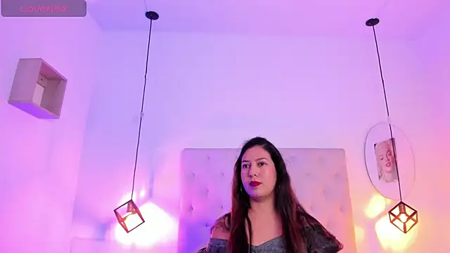 Michelle Jaramillo online show from 8, 2, 2025