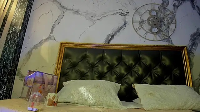 DalayMoore online show from 12, 2, 2026