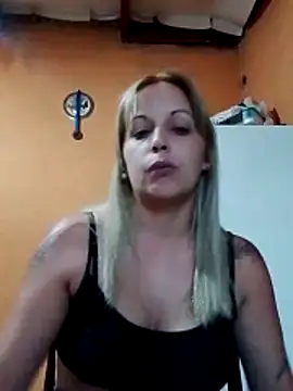 Pilarxxx666 online show from 11, 2, 2026