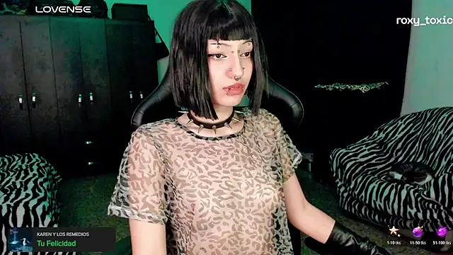 roxy toxic online show from 5, 11, 2025