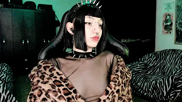 Snapshot of roxy_toxic chatting on 9, 1, 2026 roxy toxic online show from 9, 1, 2026