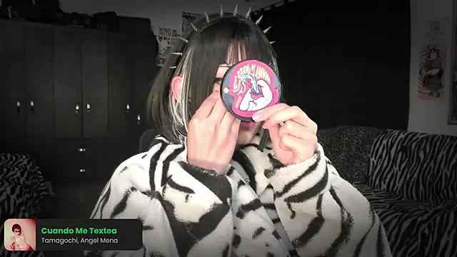roxy toxic online show from 8, 7, 2026