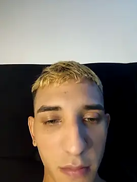 Snapshot of manu_stiv chatting on 6, 3, 2025 manu stiv online show from 6, 3, 2025