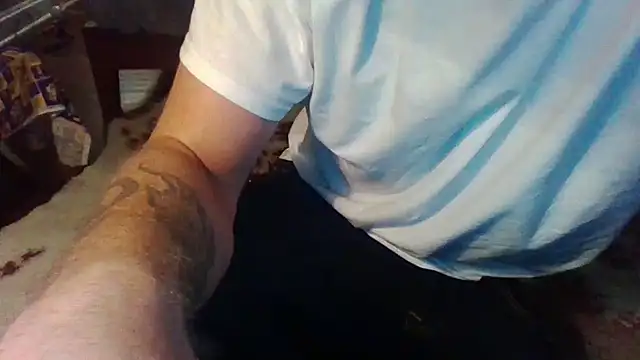 Snapshot of biggzee6 chatting on 30, 1, 2025 biggzee6 online show from 30, 1, 2025