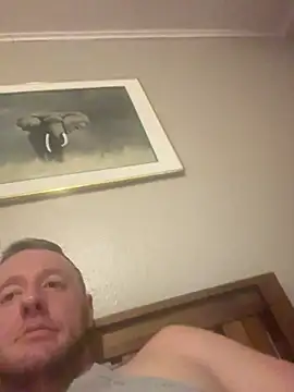 Snapshot of biggzee6 chatting on 11, 3, 2026 biggzee6 online show from 11, 3, 2026