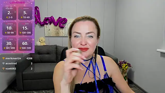 Grace Lane online show from 13, 2, 2025