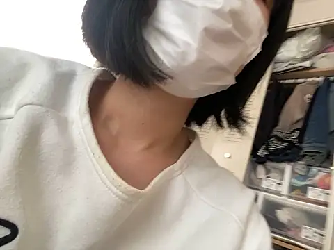 Snapshot of riri_riri_jp chatting on 12, 10, 2025 riri riri jp online show from 12, 10, 2025