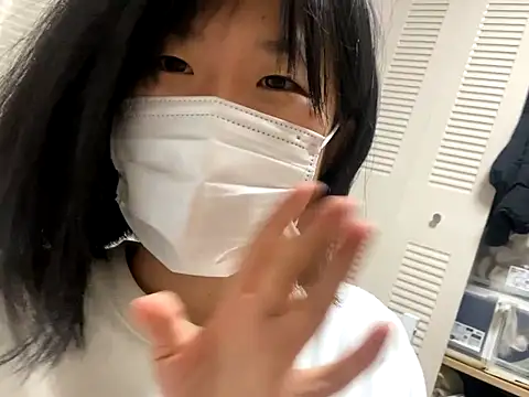 Snapshot of riri_riri_jp chatting on 25, 11, 2025 riri riri jp online show from 25, 11, 2025