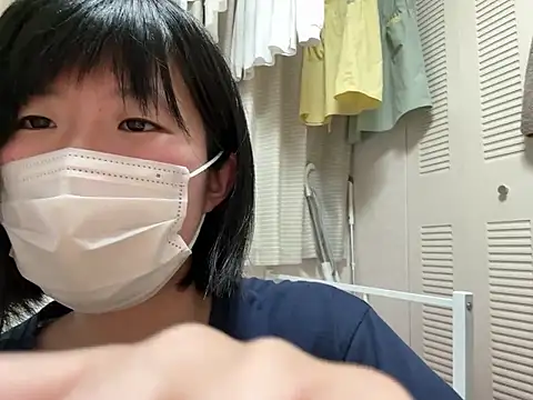 Snapshot of riri_riri_jp chatting on 20, 5, 2026 riri riri jp online show from 20, 5, 2026