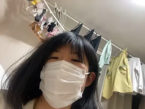 Snapshot of riri_riri_jp chatting on 14, 11, 2025 riri riri jp online show from 14, 11, 2025