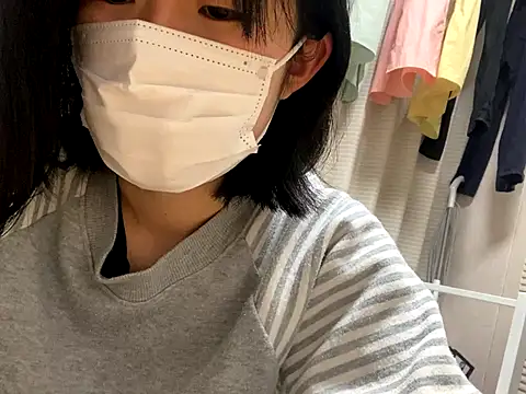 Snapshot of riri_riri_jp chatting on 29, 11, 2025 riri riri jp online show from 29, 11, 2025