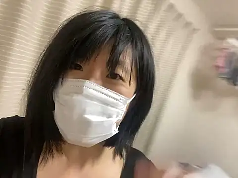 Snapshot of riri_riri_jp chatting on 5, 11, 2025 riri riri jp online show from 5, 11, 2025