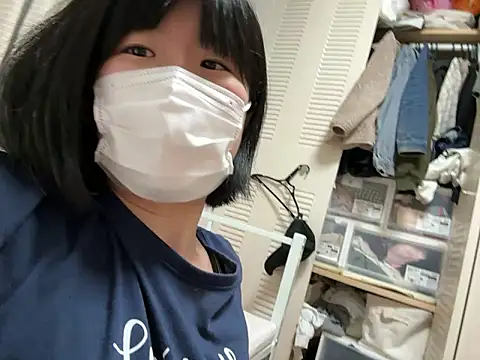 Snapshot of riri_riri_jp chatting on 7, 5, 2026 riri riri jp online show from 7, 5, 2026