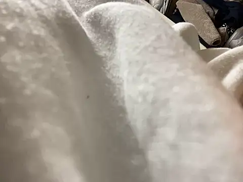 Snapshot of riri_riri_jp chatting on 31, 10, 2025 riri riri jp online show from 31, 10, 2025