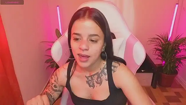 Snapshot of Nicole_Foxx_ chatting on 15, 5, 2026 Nicole Foxx online show from 15, 5, 2026
