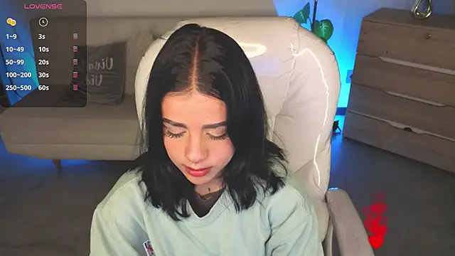 Nicole Foxx  online show from 9, 3, 2026