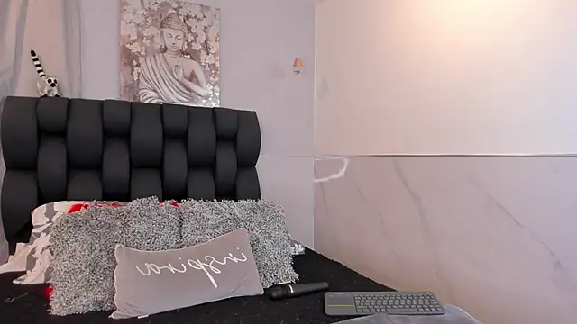 miss hellen2 online show from 19, 4, 2026