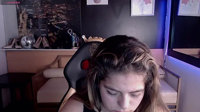 Kitten Cam online show from 19, 9, 2025