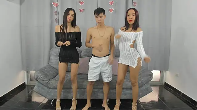 hotlittleones18 online show from 23, 2, 2025