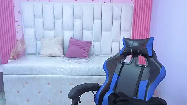 shalon diaz s online show from 23, 2, 2026