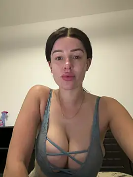 Snapshot of SexySophiaax chatting on 12, 3, 2025 SexySophiaax online show from 12, 3, 2025