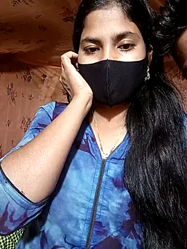 Hot couple 1 online show from 1, 3, 2026